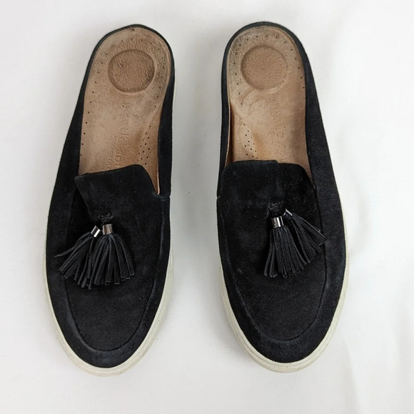 Gentle Souls by Kenneth Cole \